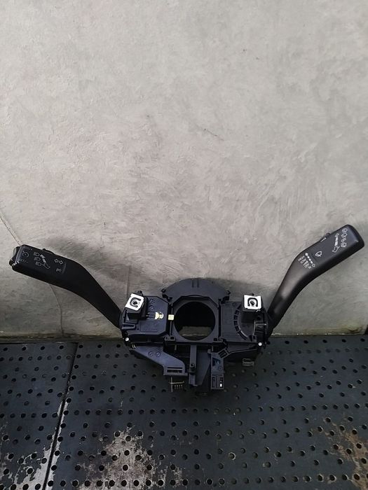 Bloc manete semnalizare stergator parbriz tempomat vw golf 6 5k 1k0953513g 1k0953503hb 1k0953519h