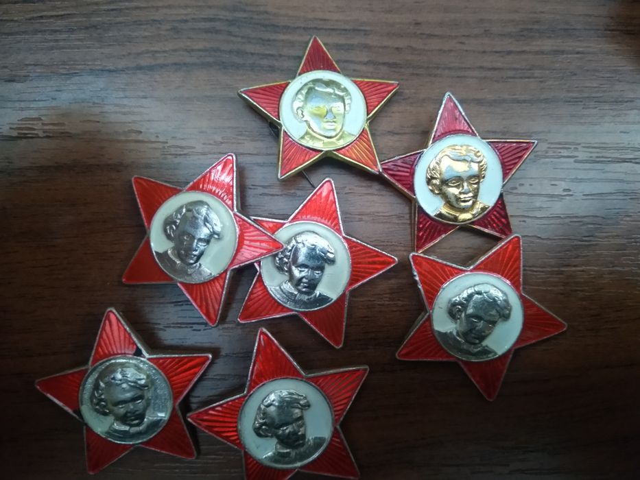 Значки времён СССР