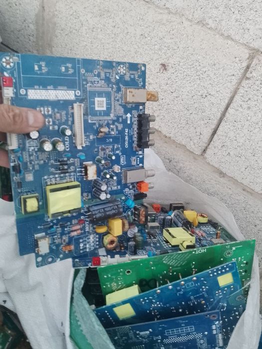 Платалар бор тонна