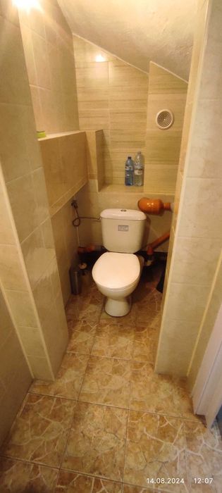 Дава се под наем Офис в Варна, Конфуто - 43 кв.м за 255 € - Снимка #18