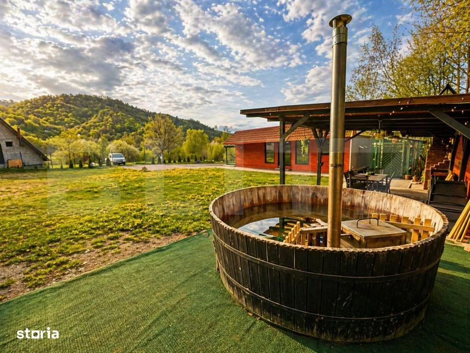 Colt de rai in Muntii Calimani – cabana ideala pentru vacanta sau in