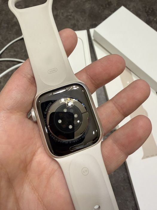 Apple watch series 8