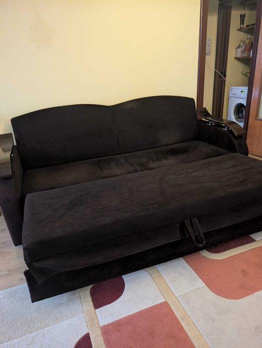 Vand canapea si doua fotolii