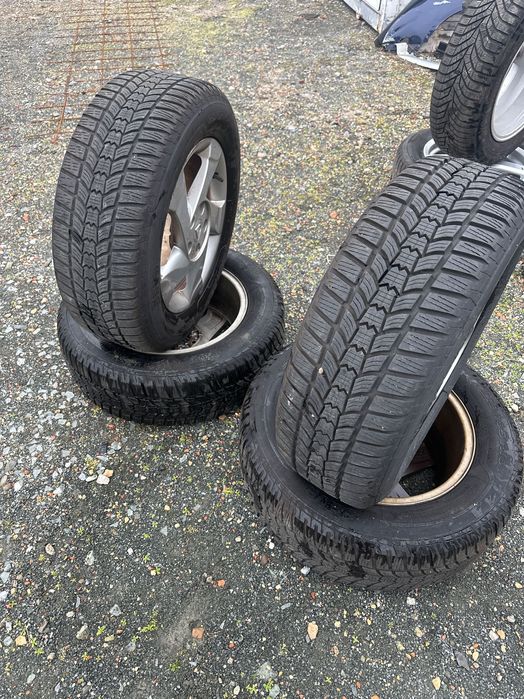 Гуми с джанти за Дачия Дъстер