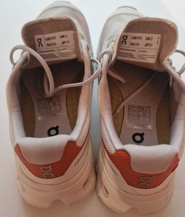 Кроссовки On Cloudvista