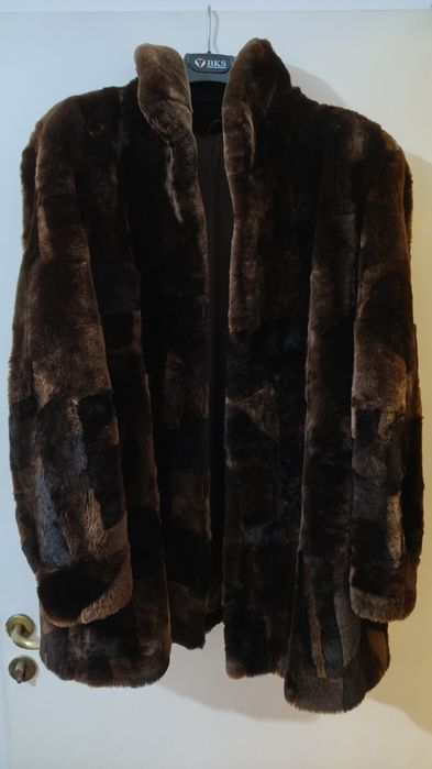 Vând haina naturala de blana mouton dore