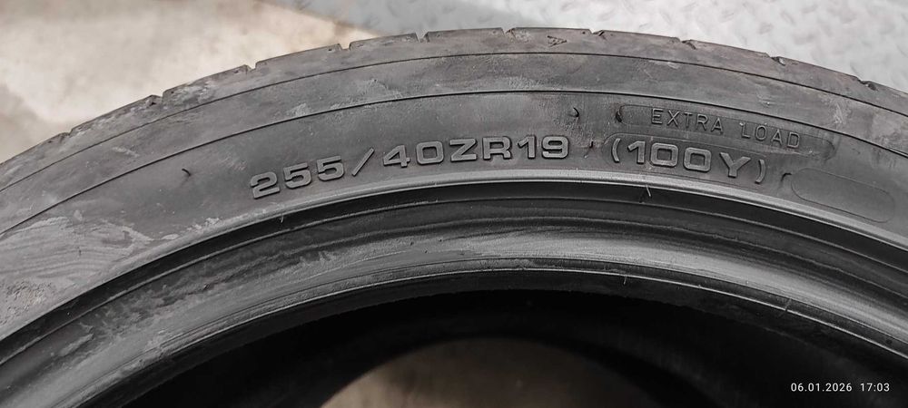 Летни гуми 255/40/19 Dunlop и Uniroyal
