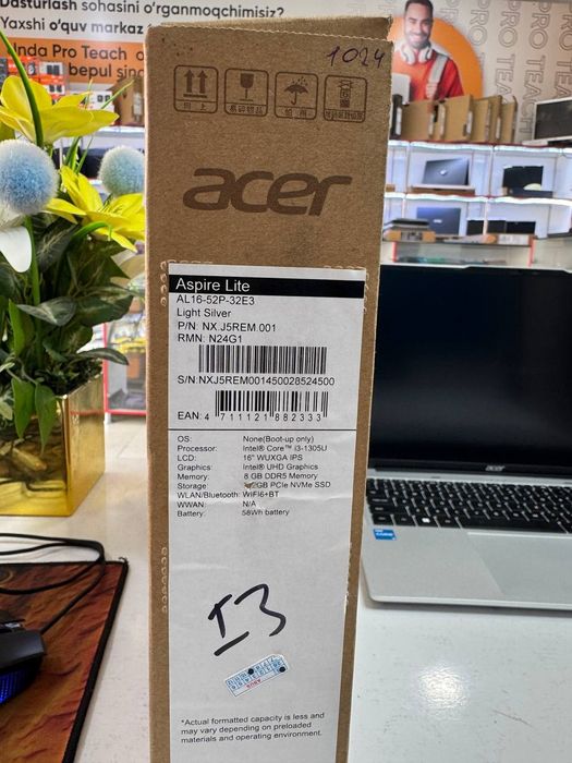 Acer core i3-1305U ddr5 8/256 SSD holati yangidan farqi yoq