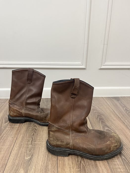 Продается спецовки и обуви