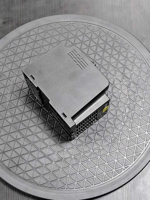 Честотен инвертор 0,75 кВт, 380V, 2,1А