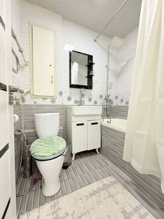 Chilonzor 1-kvartal 2/1/5 52kv²