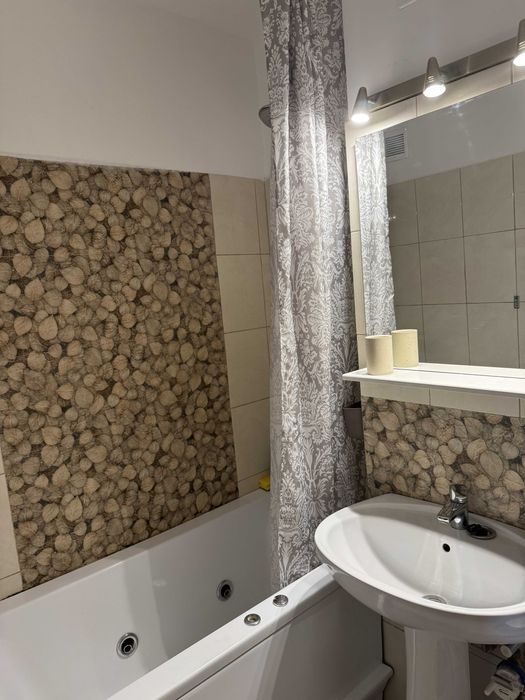 inchiriere apartament 2 camere Titan langa scoala 195 cu loc de parcare