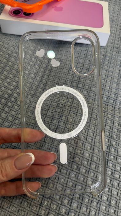 Продам iPhone 16 plus
