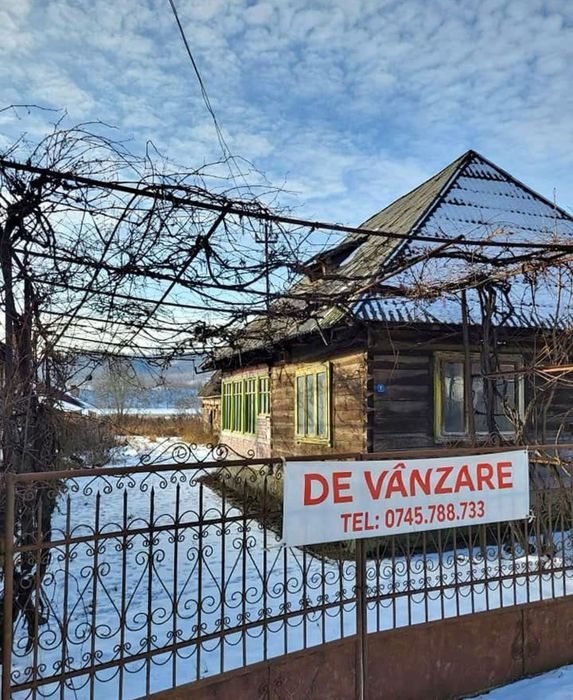 Vând casă + teren în Bârsana