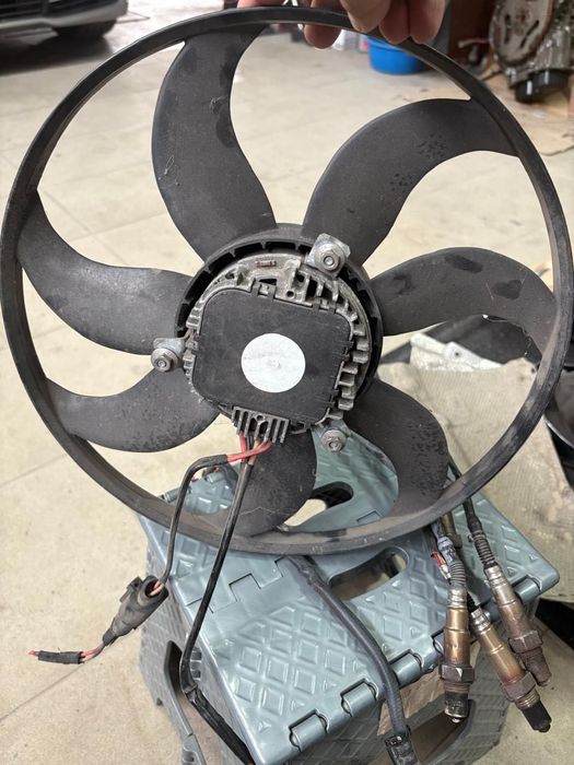 Вентилатор VW  1k0959455dt