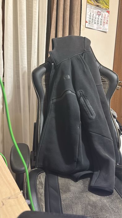 Nike sport Tech Fleece M black