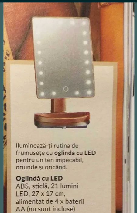 Oglindă prevăzută cu LED pentru machiaj