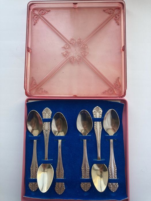 Продам набор мельхиоровых ложек