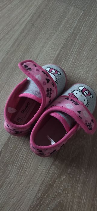 Donez papuci de casă