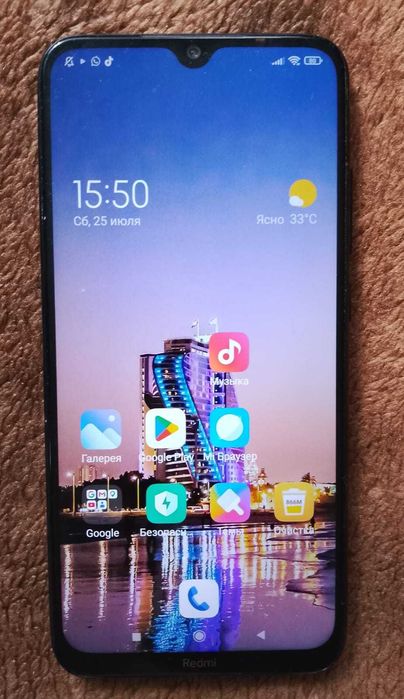 продам телефон Redmi Note 8