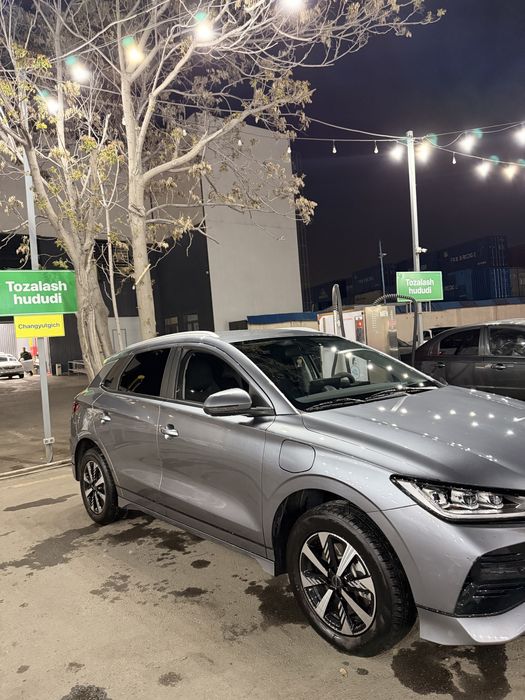 BYD e2 Luxury sotiladi