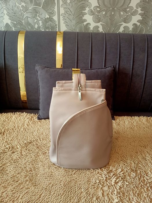 Продам женские сумки