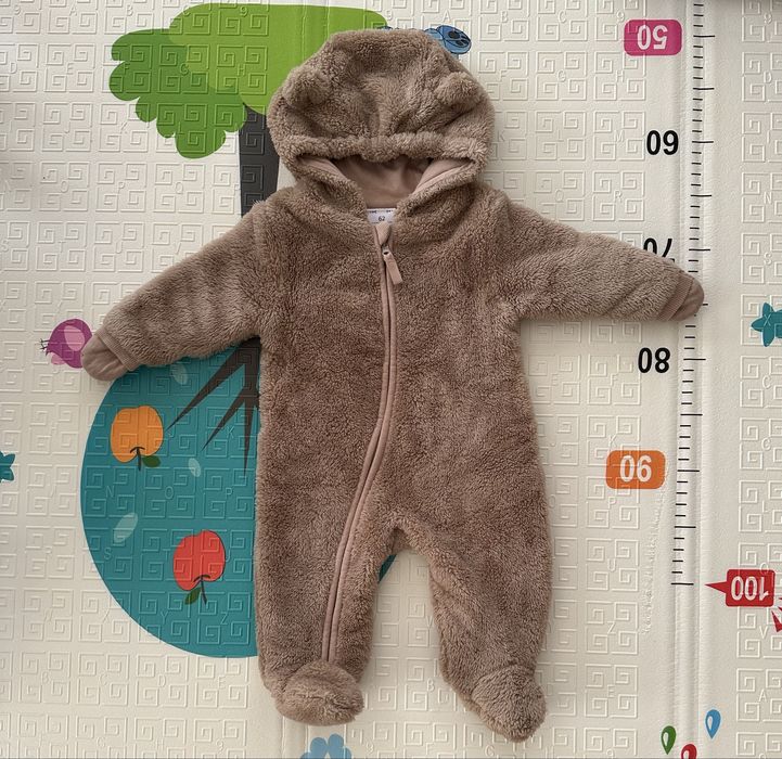 Продам детские комбинезоны Демисезон