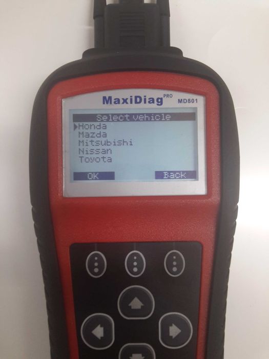 Скенер за автодиагностика AUTEL