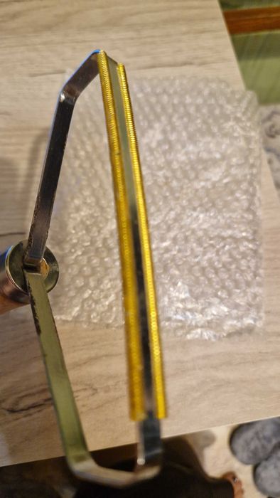 Продам новую щетку для мебели