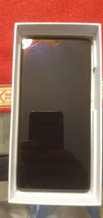 Vând xiaomi 11T în stare foarte bună