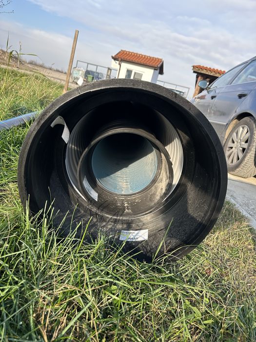 ВиК тръби и Ел кабел