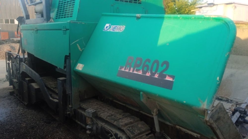 Аренда асфальтоукладчика.