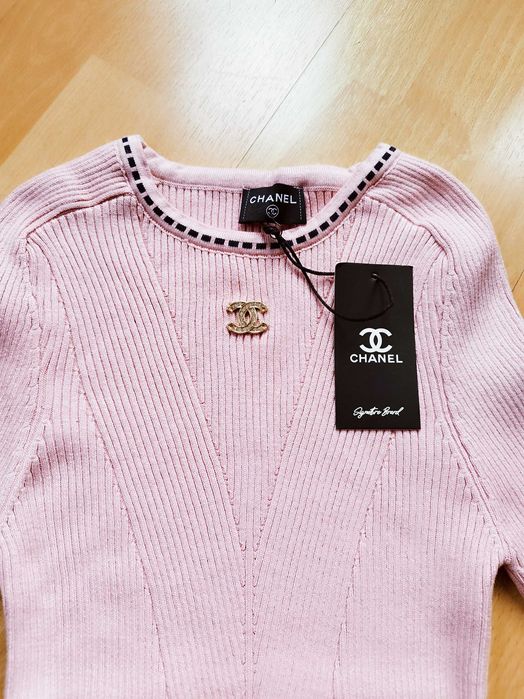 Дамски пролетен пуловер CHANEL -M размер