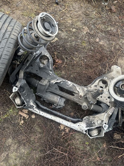 Caseta directie electrica BMW Seria 3 E90 E91 E92 E93 facelift