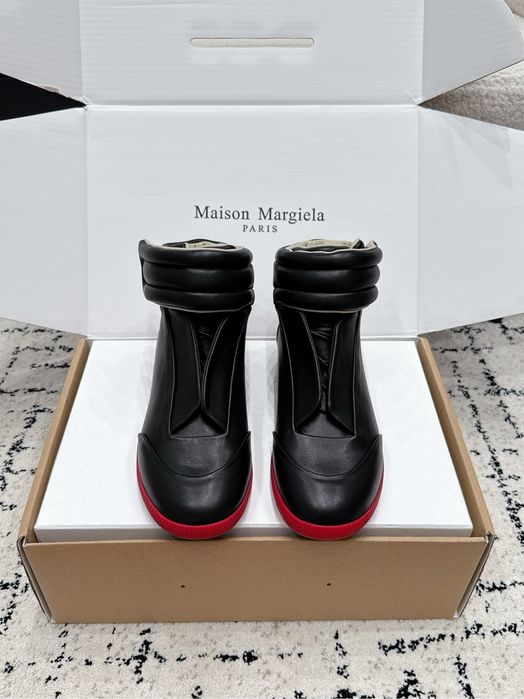 Maison Margiela Future Red Black ( 35-50 размер )