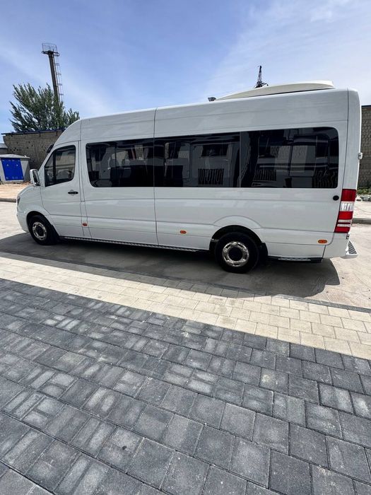 Услуги Автобусов и  микроавтобусы на заказ