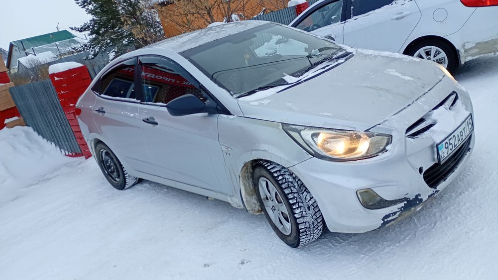 Hyundai accent  (ласточка)