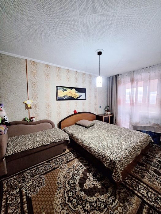 Продам 2х комнатную, центр , аймер