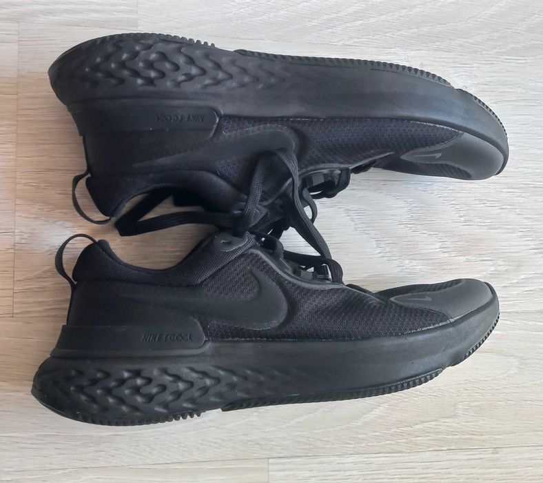 Маратонки Nike React Miler 40.5