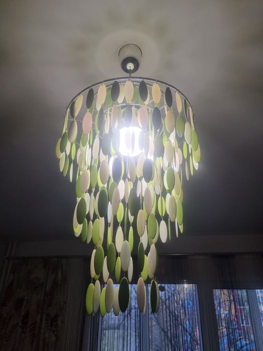 Lustra decorativa moderna