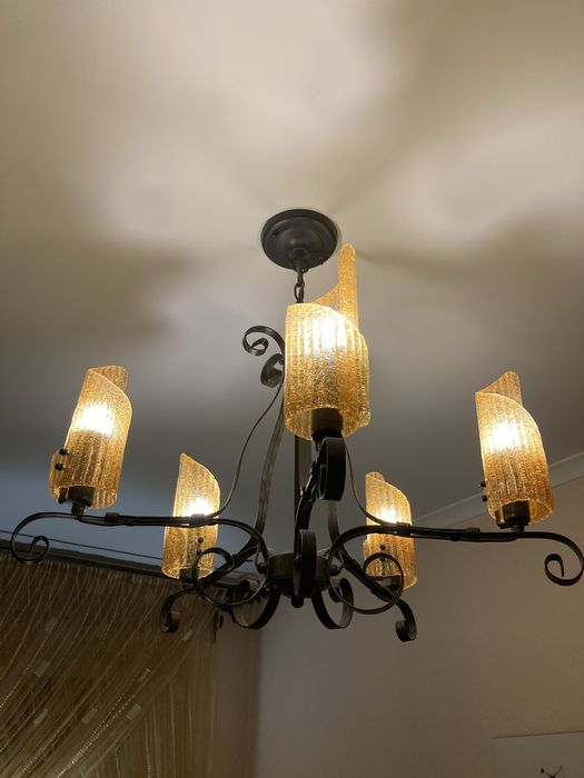 Ретро люстра на 5 лампочек