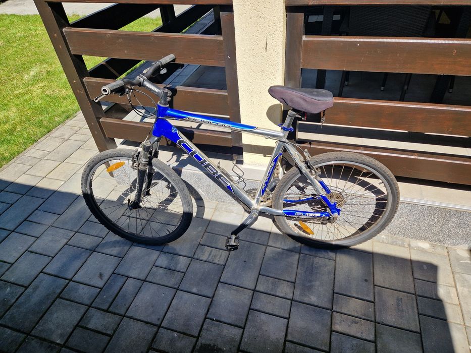 Bicicletă Cube Albastru