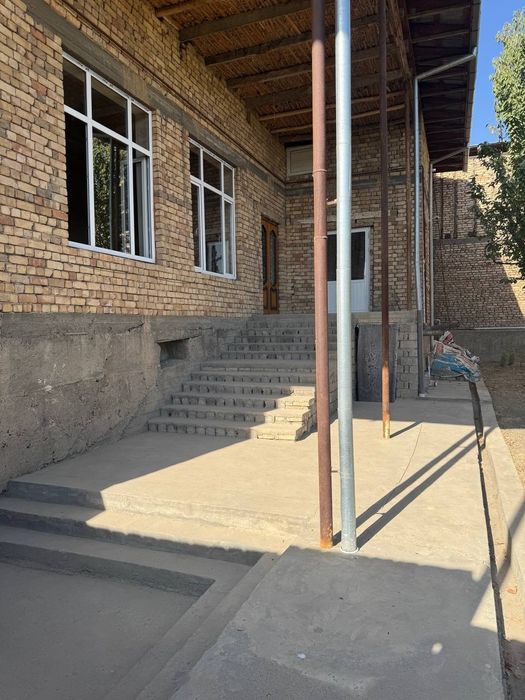 Uchastka sotiladi 8.5 sotik nazarbek