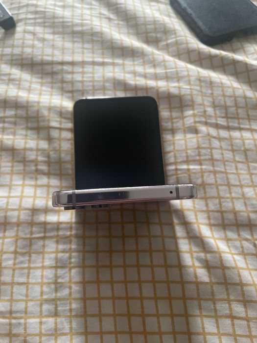 Samsung z flip 5
