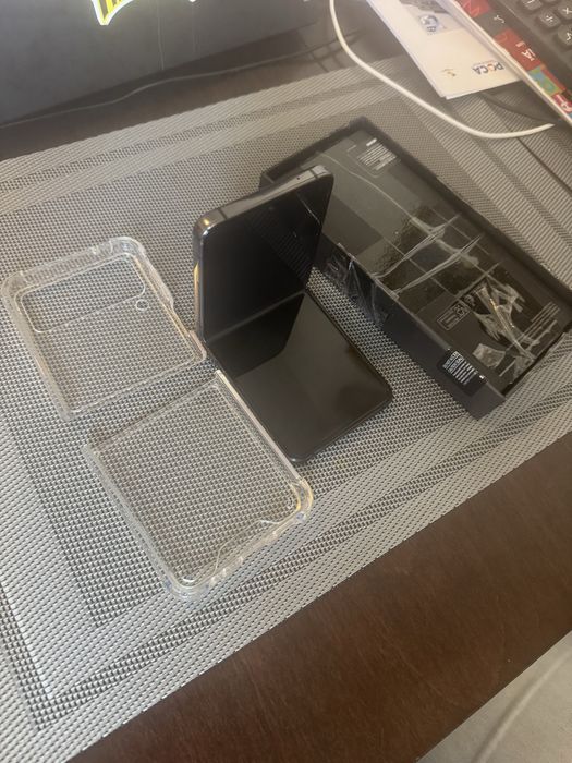 Samsung Galaxy Flip 4 in garantie