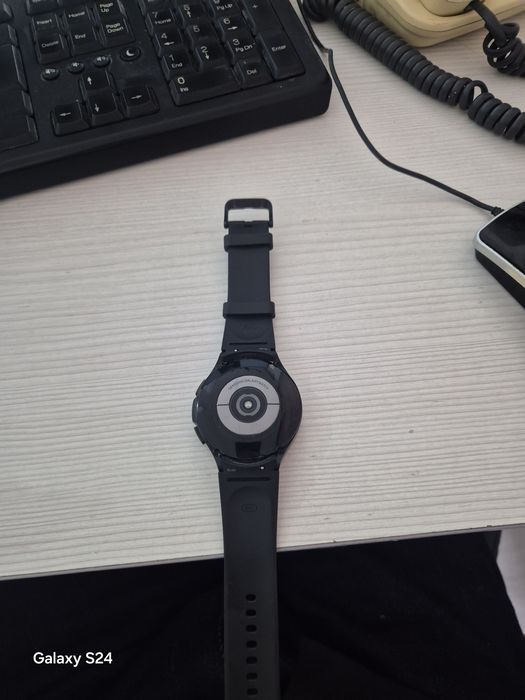 Часы наручные, электронные