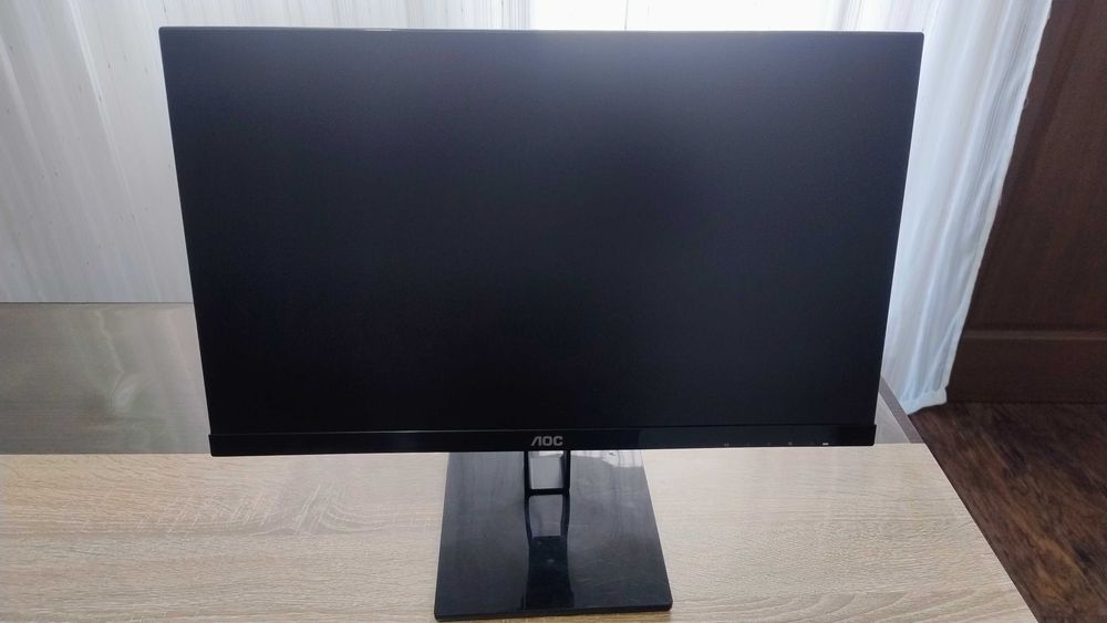 Monitor AOC IPS/1ms timp raspuns, Display Port, HDMI, Audio.