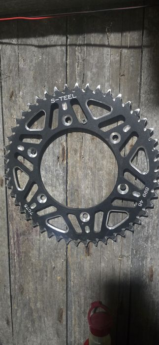 Dezmembrez Suzuki rm 250 2t.  Rm125