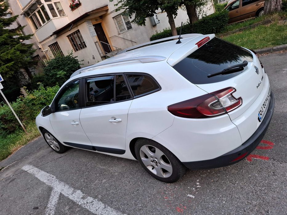 RENAULT Megane 2010 — imagine 3