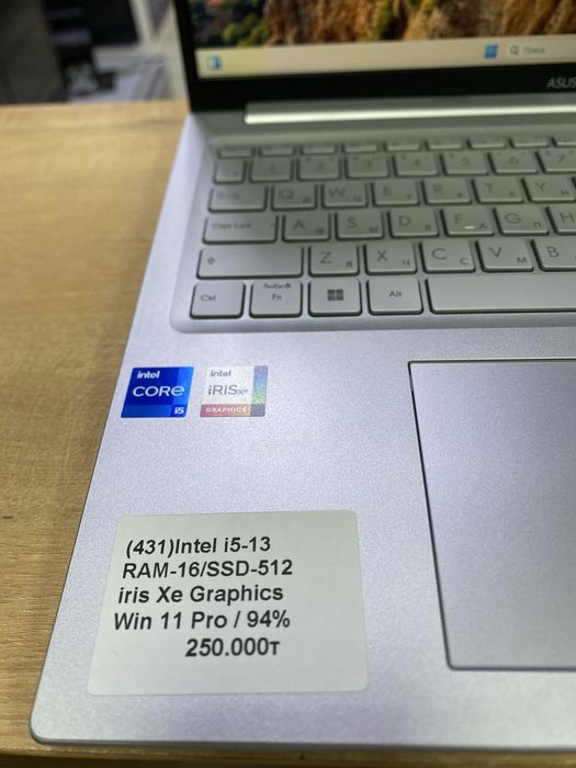 Ноутбук Asus Vivobook i5-13gen/RAM16/SSD512/Iris Xe Graphics